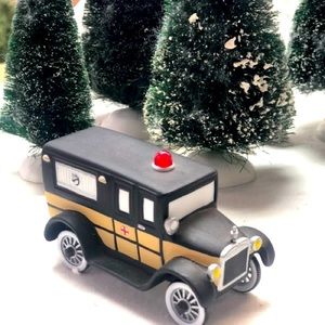 Christmas in the city series, The City Ambulance